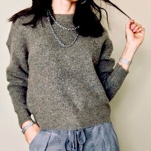 Brand New HeartLoom Crewneck sweater.